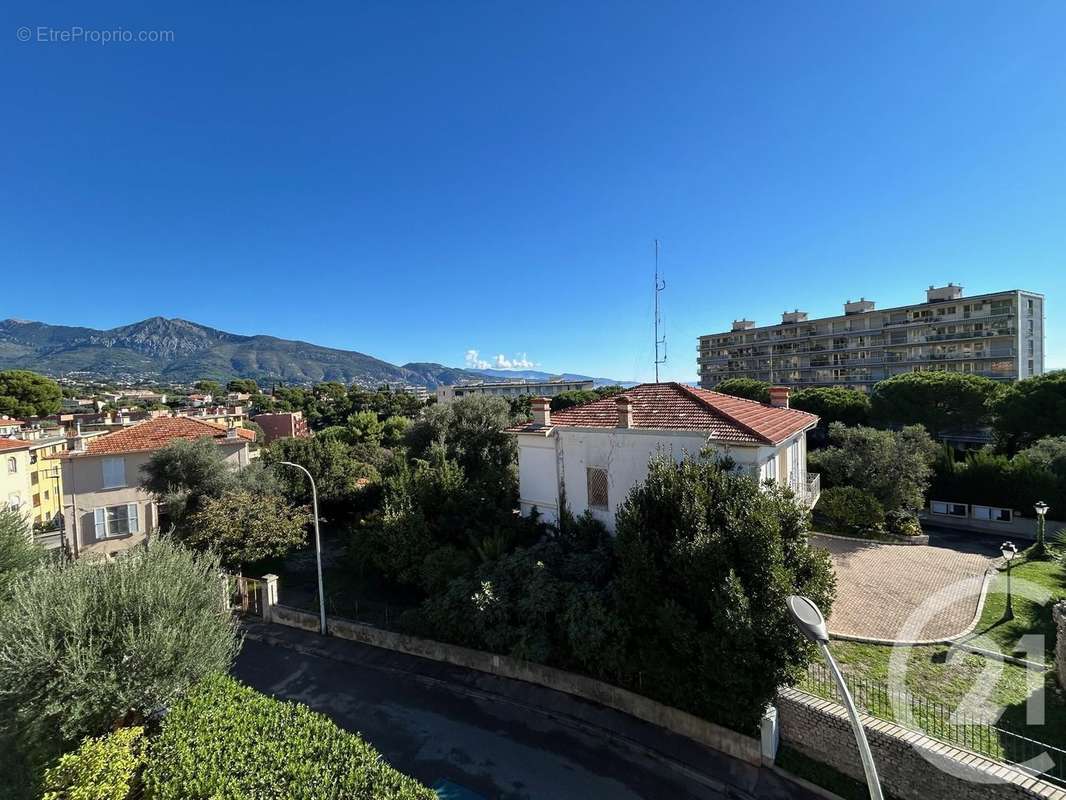 Appartement à ROQUEBRUNE-CAP-MARTIN