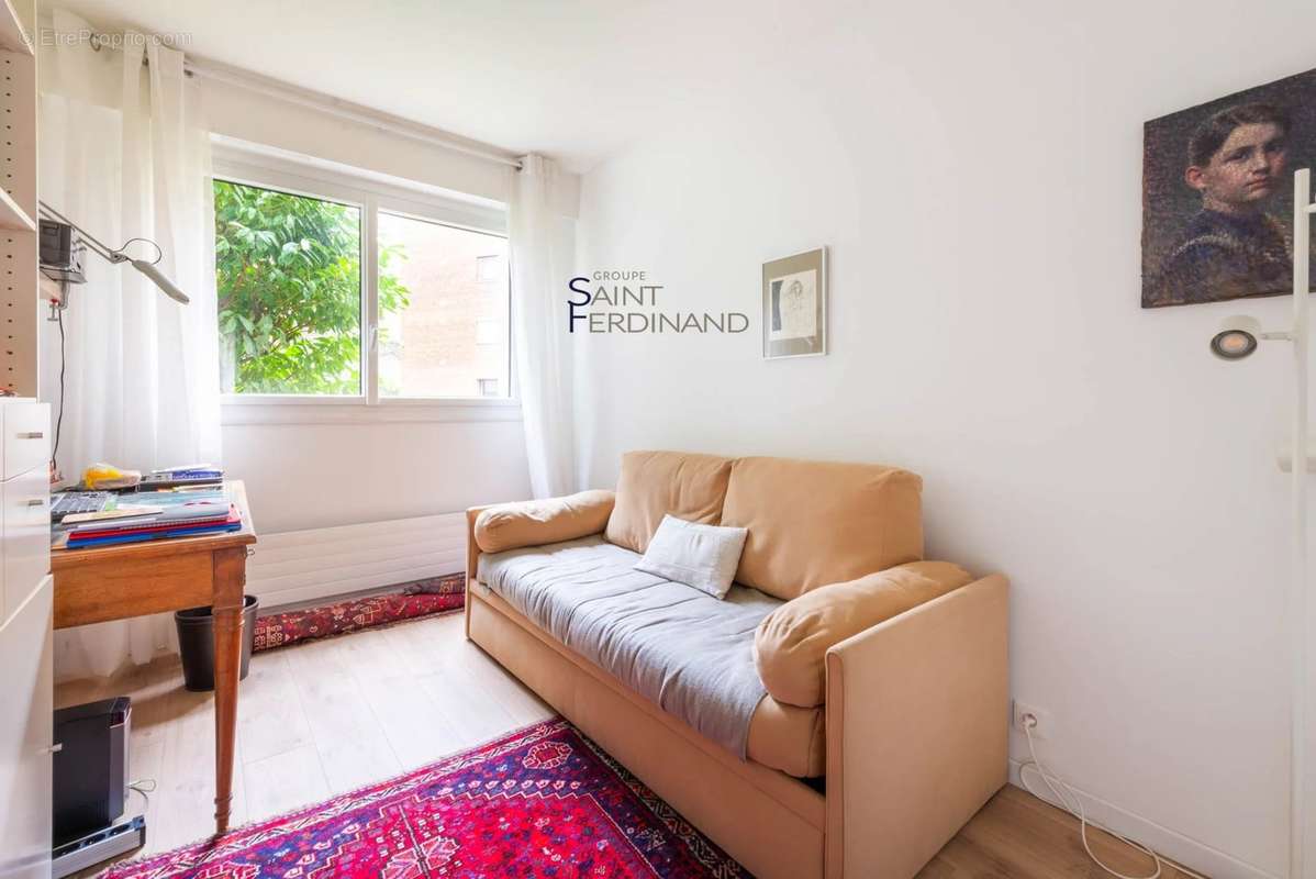 Appartement à ISSY-LES-MOULINEAUX