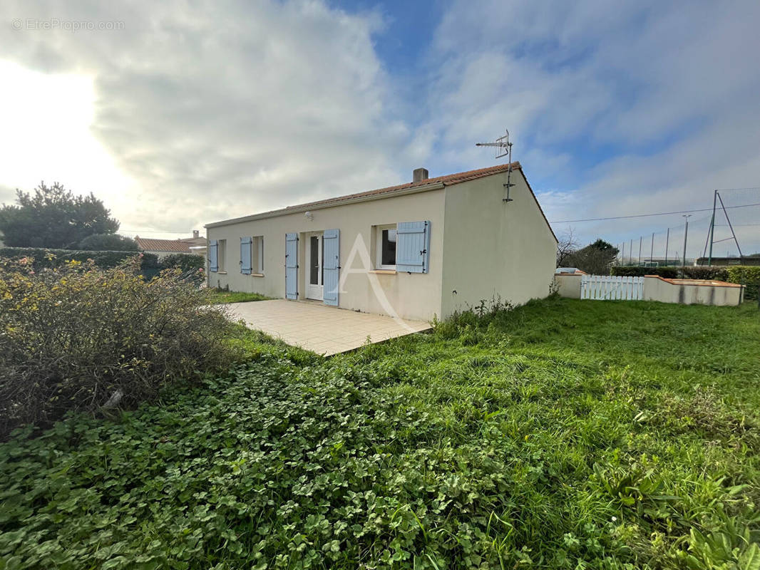 Maison à LONGEVILLE-SUR-MER