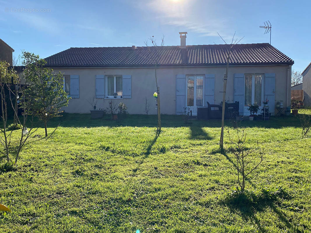 Maison à PONT-L&#039;ABBE-D&#039;ARNOULT