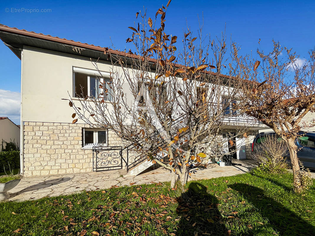 Maison à TOURNON-D&#039;AGENAIS