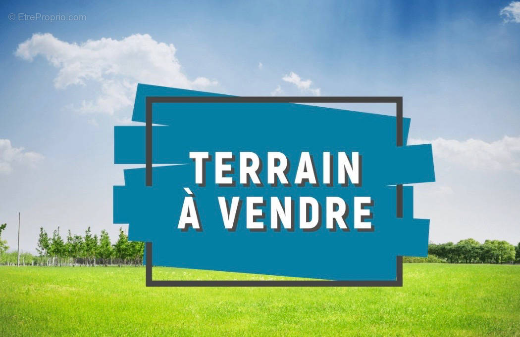 Terrain à LA FORET-SUR-SEVRE