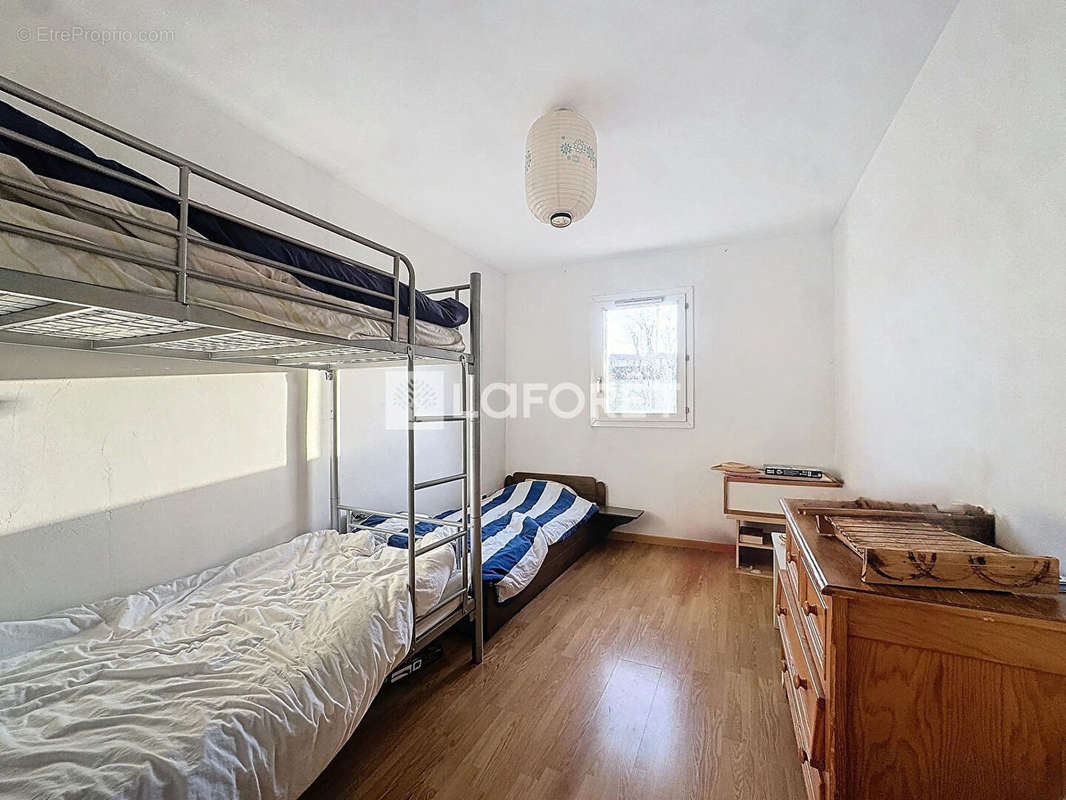 Appartement à SAINT-GENIS-LAVAL