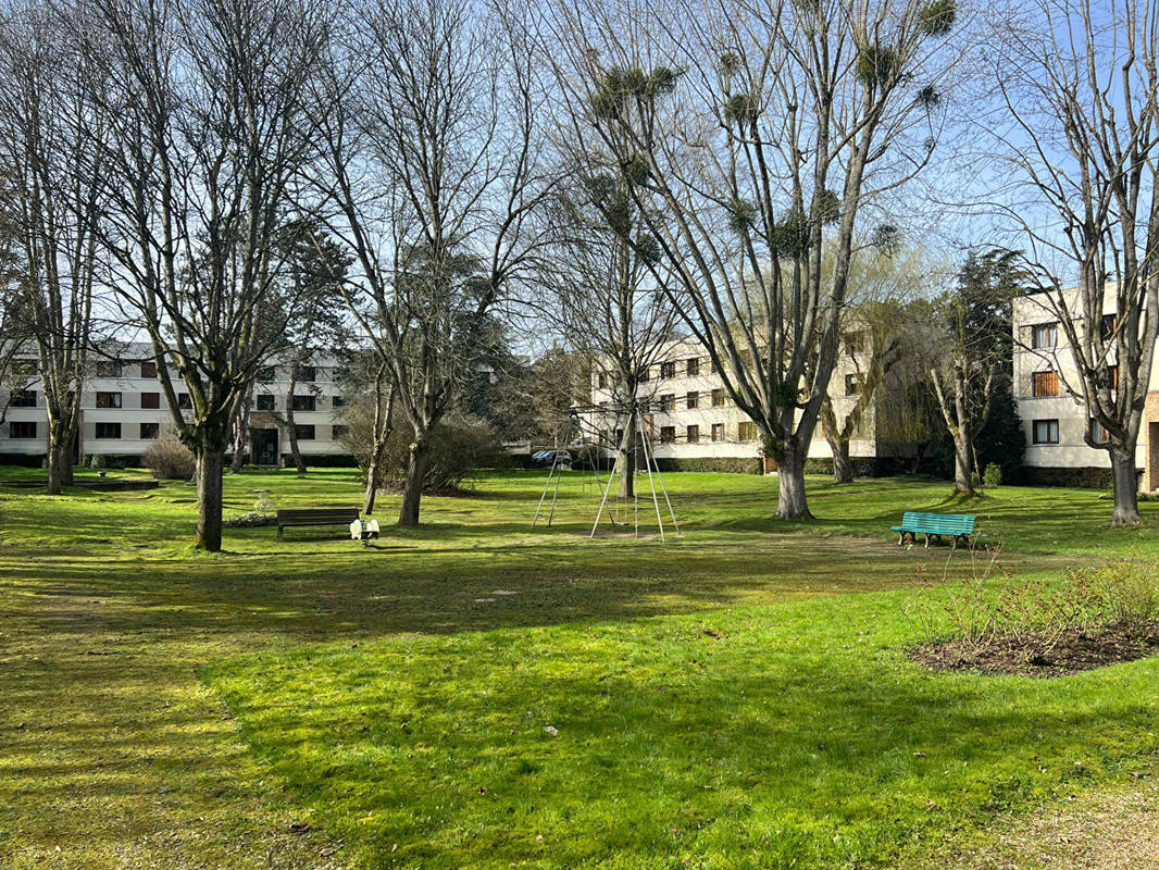 Appartement à L&#039;ETANG-LA-VILLE