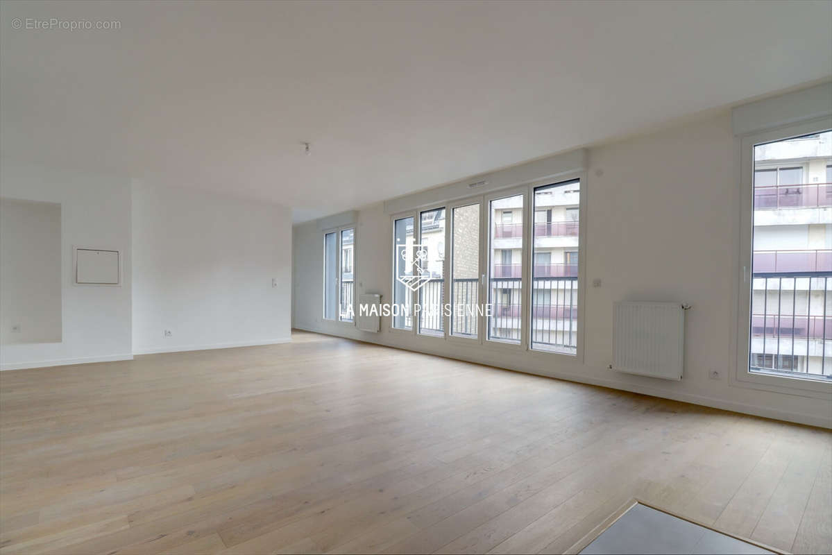 Appartement à PARIS-19E