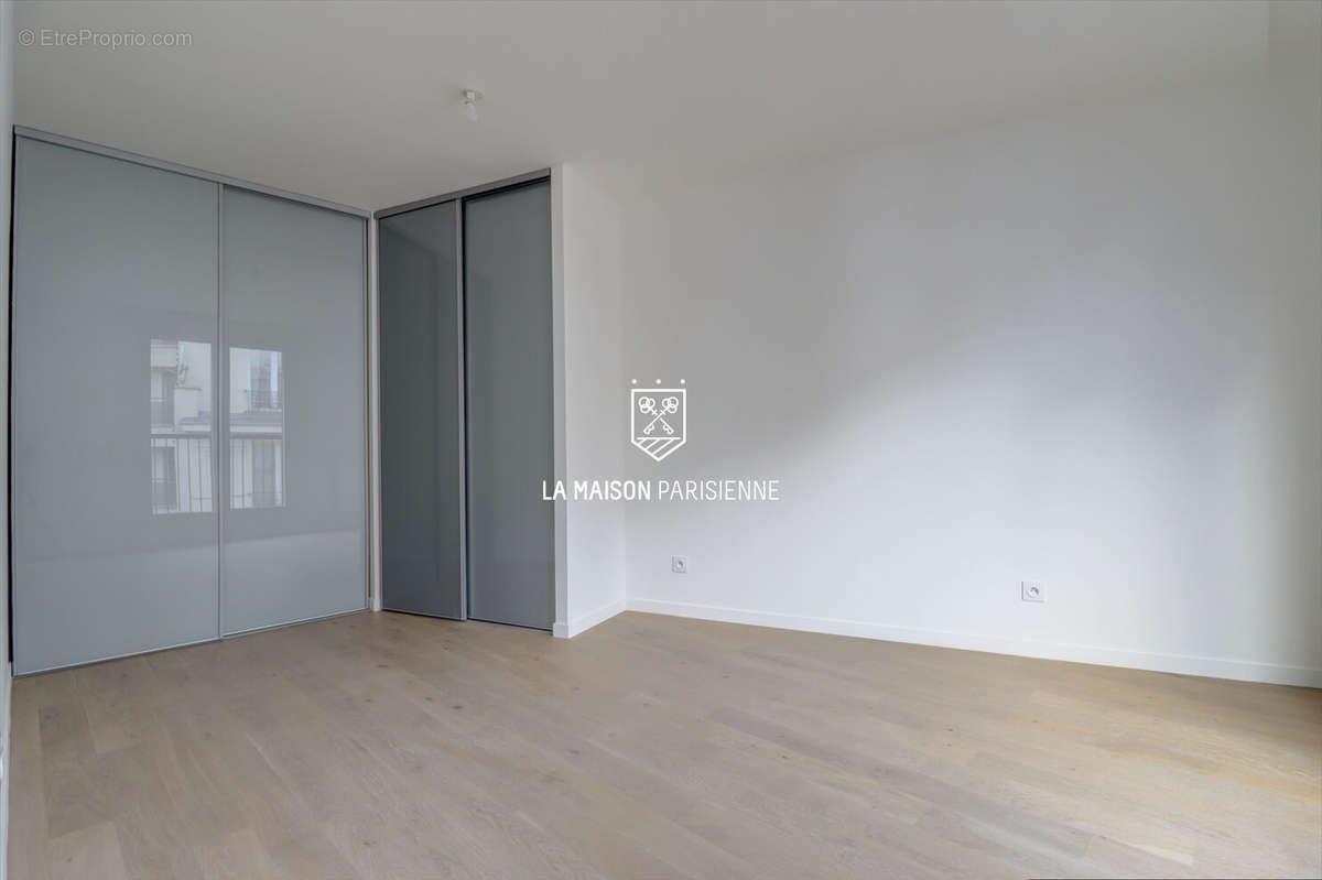 Appartement à PARIS-19E