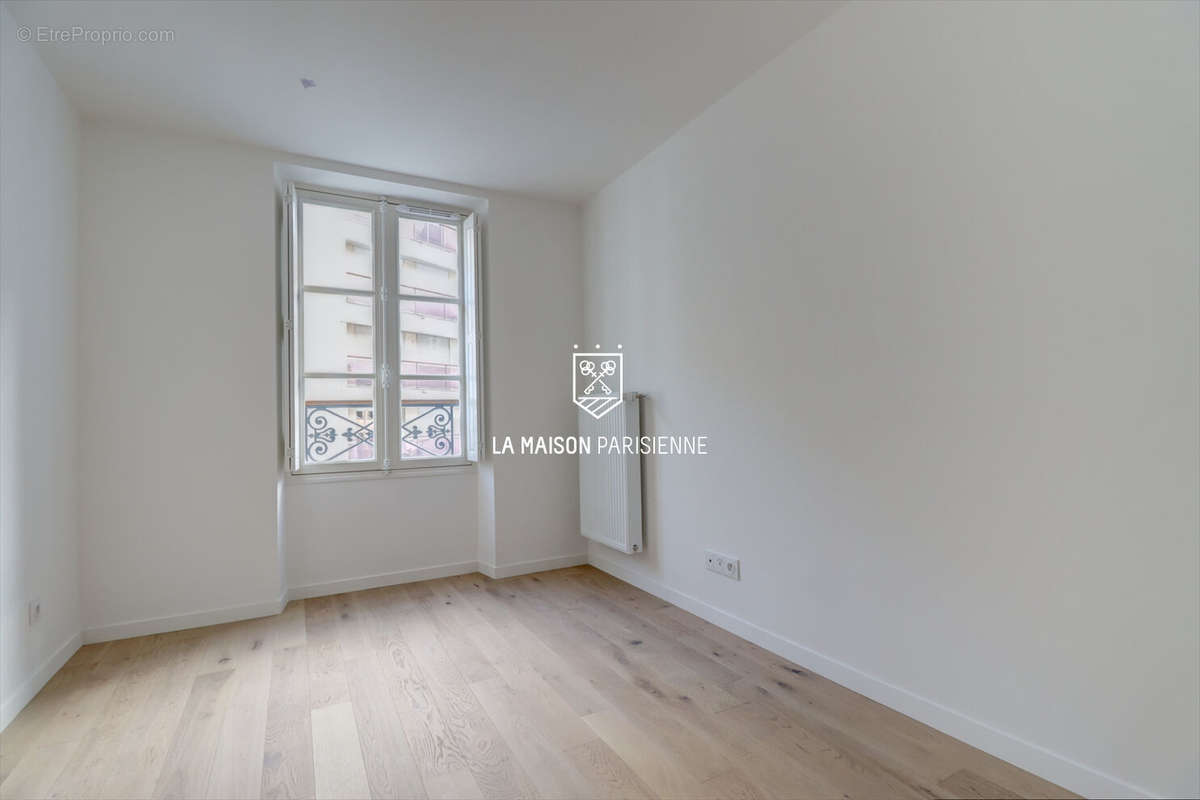 Appartement à PARIS-19E