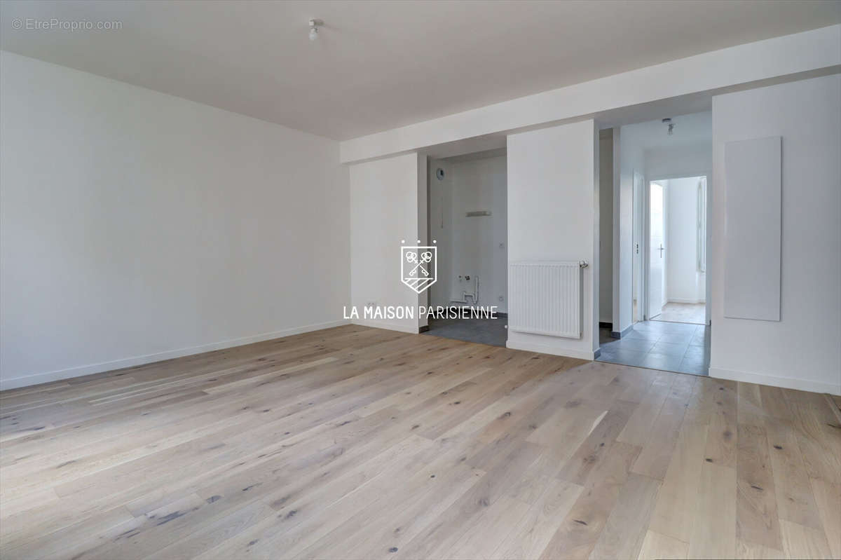 Appartement à PARIS-19E