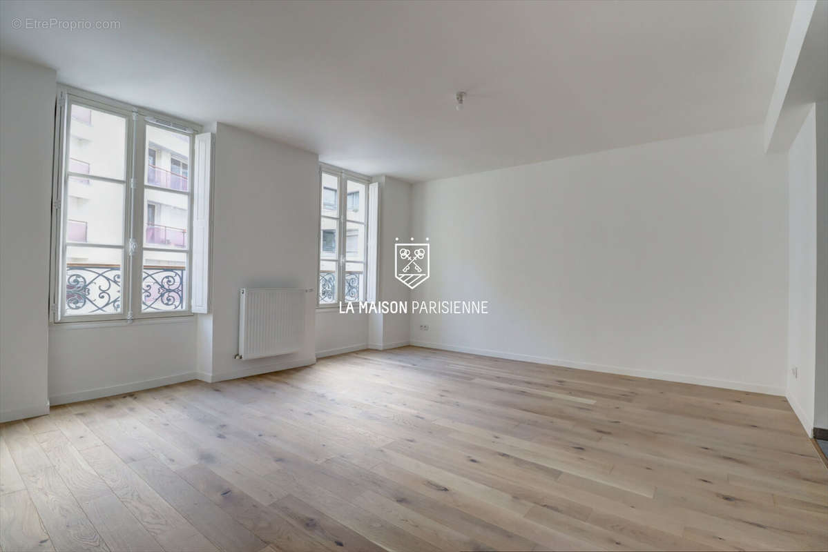 Appartement à PARIS-19E