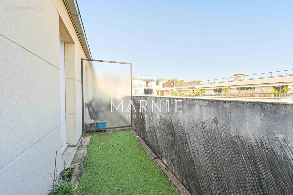 Appartement à ISSY-LES-MOULINEAUX