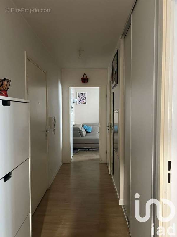 Photo 2 - Appartement à LA COURNEUVE