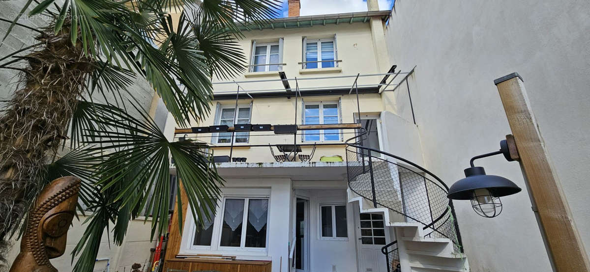 Maison à VICHY