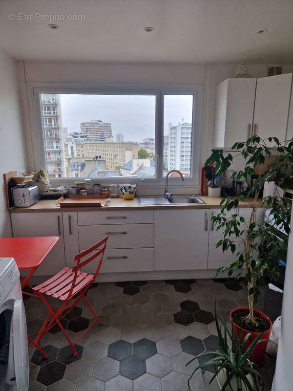 Appartement à PARIS-19E