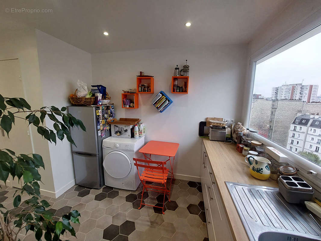 Appartement à PARIS-19E