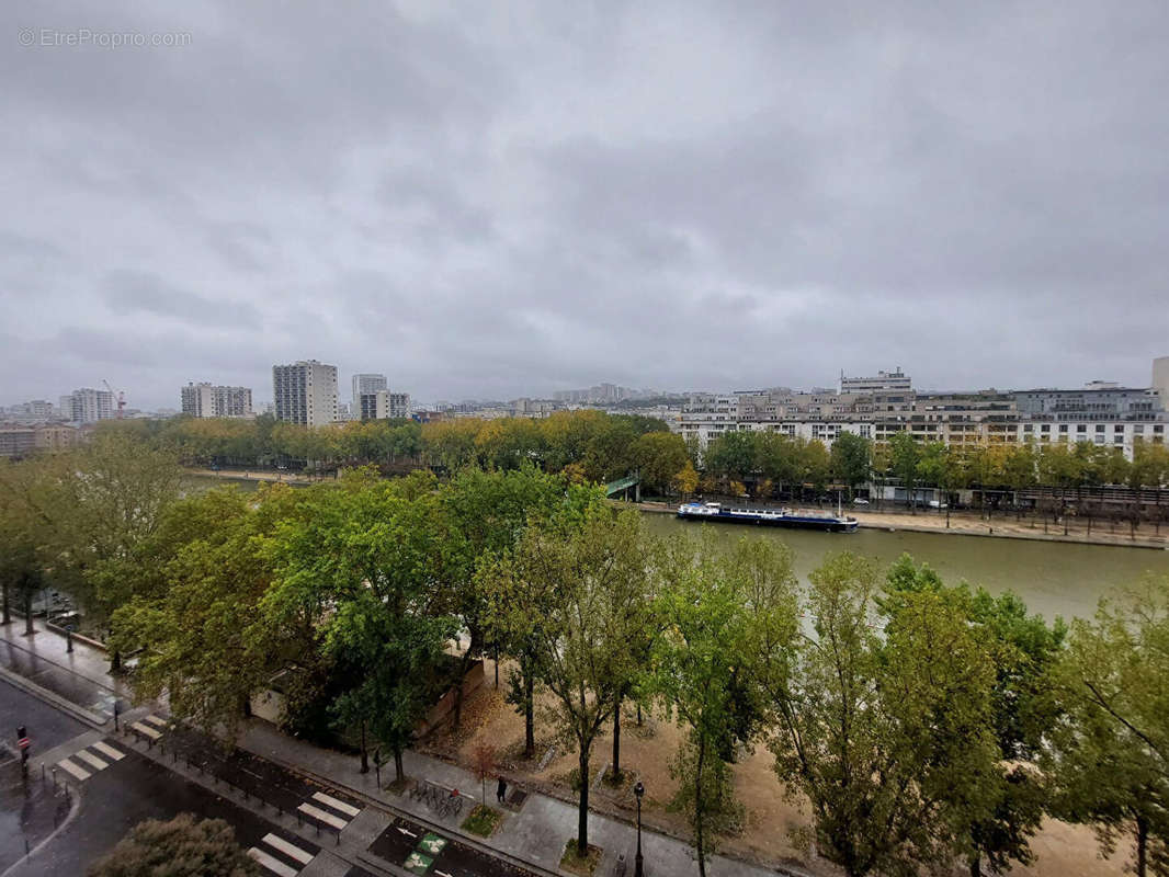 Appartement à PARIS-19E