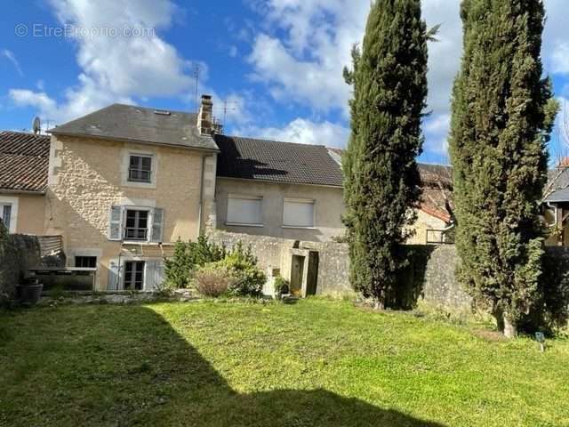 Maison à CHAUVIGNY