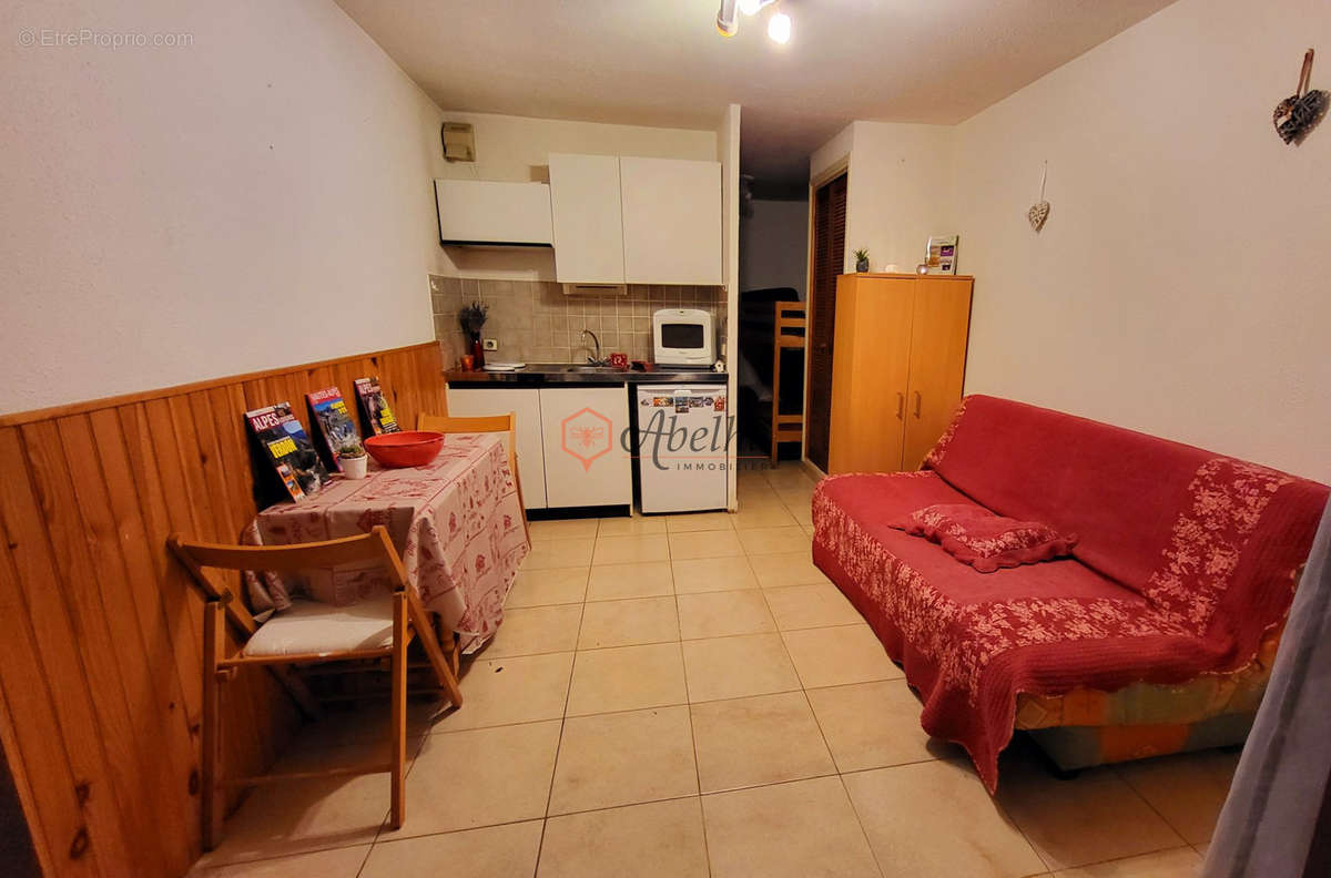 Appartement à LAYE