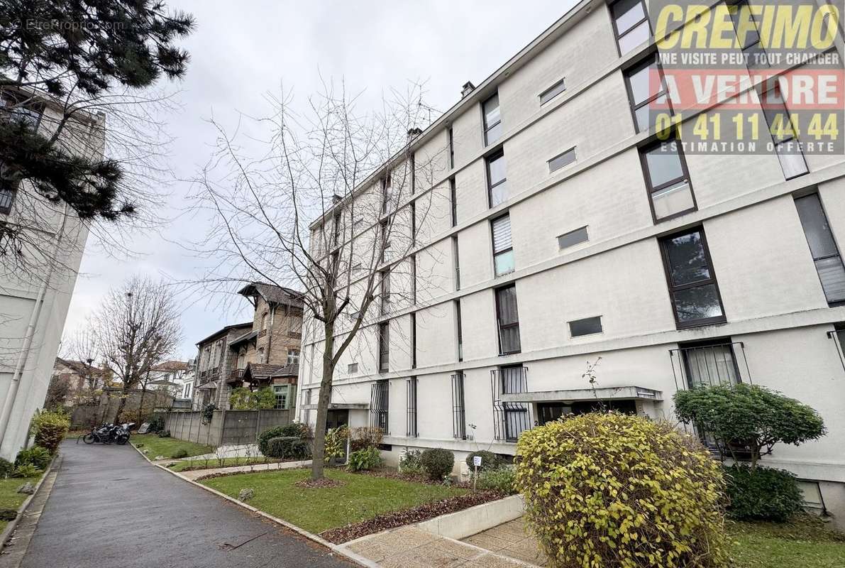 Appartement à ASNIERES-SUR-SEINE