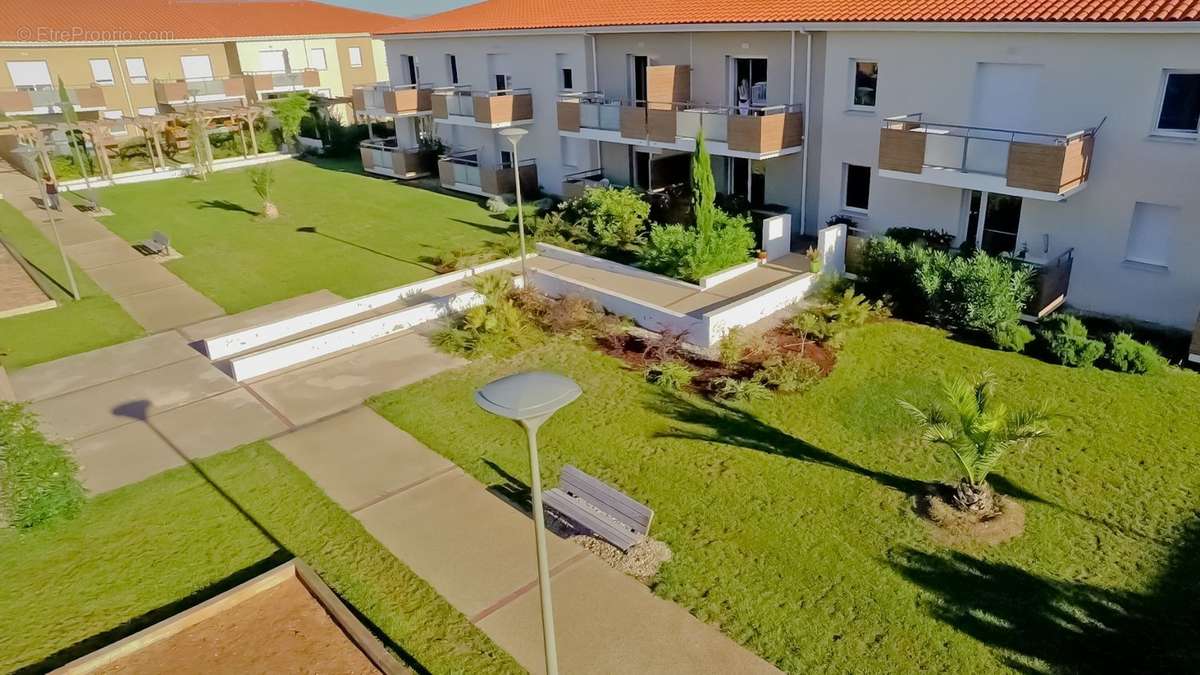 Appartement à SAINT-LAURENT-DE-LA-SALANQUE