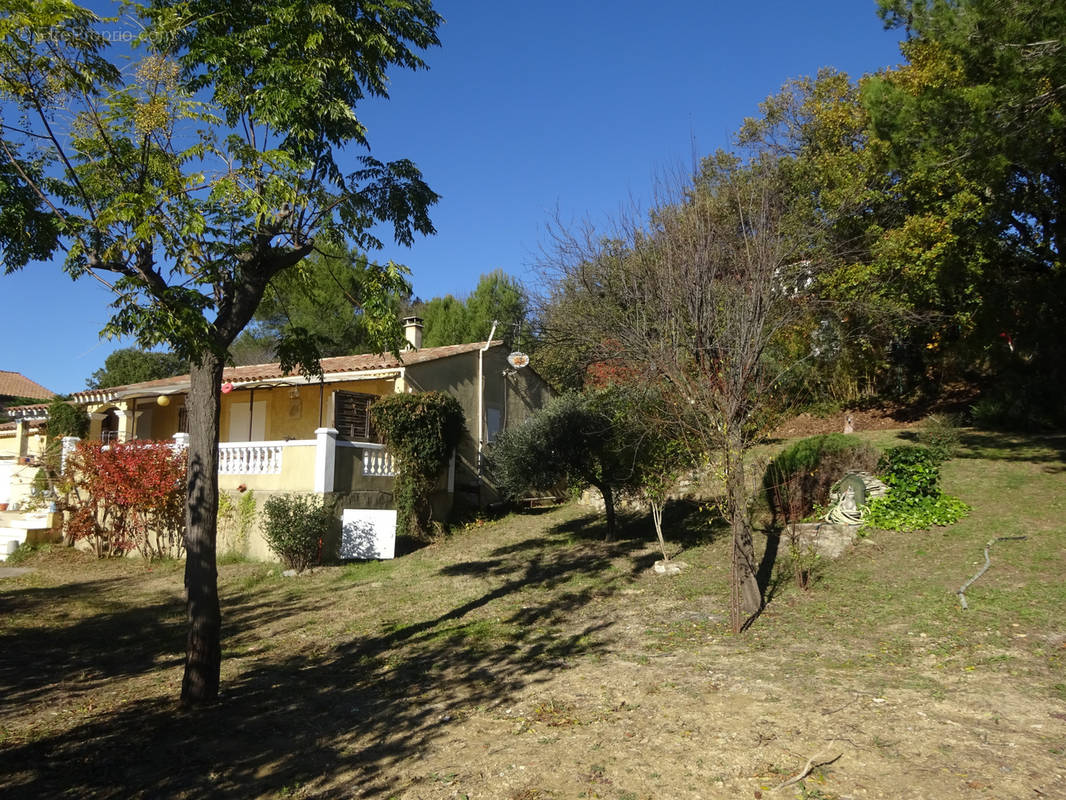 Maison à LEDIGNAN