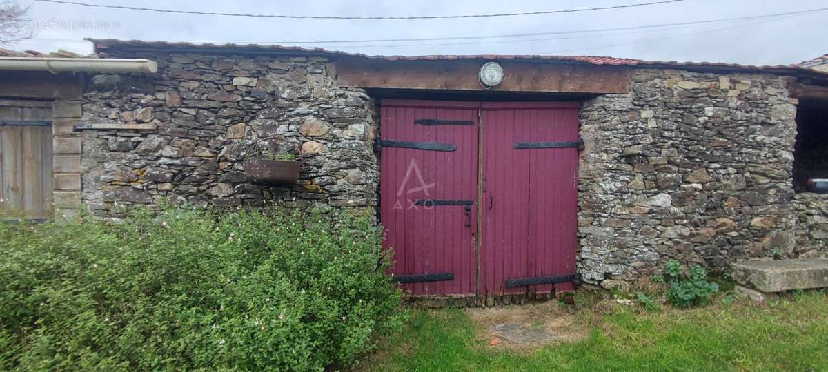 Maison à LE LANDREAU