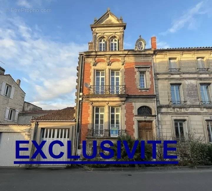 Maison à JARNAC