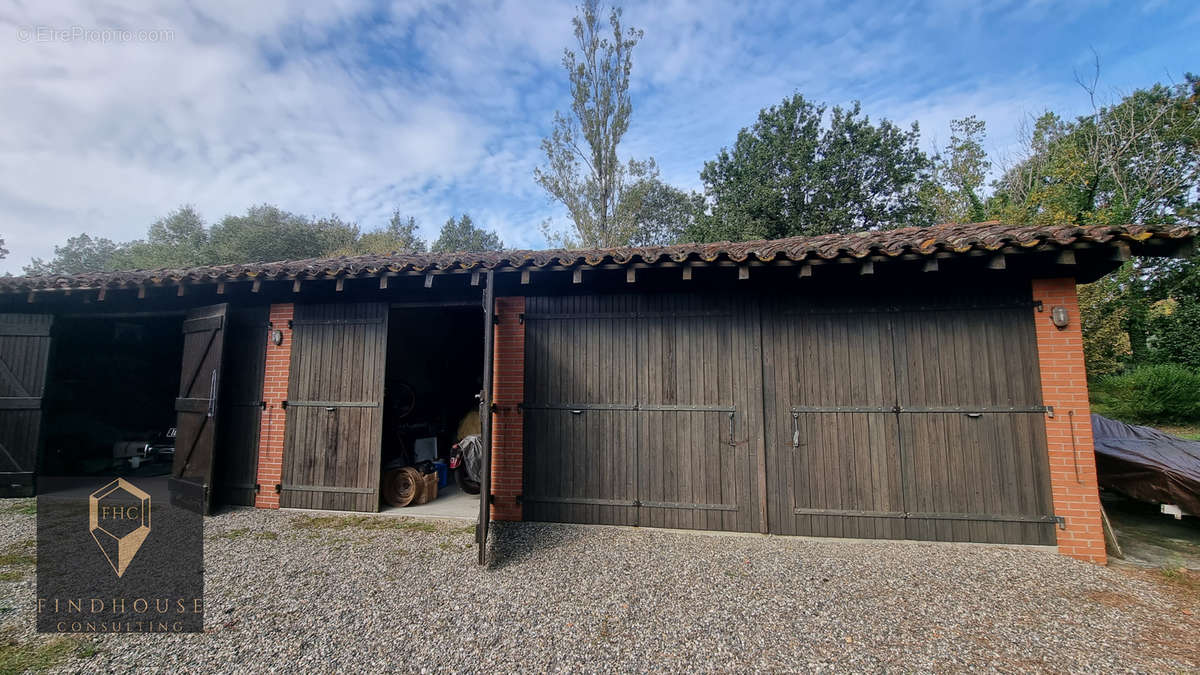 Maison à VILLENEUVE-LES-BOULOC