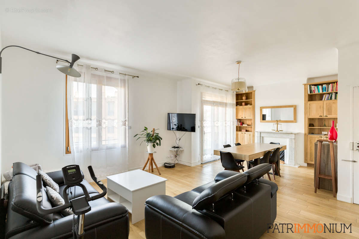 Appartement à MARSEILLE-2E