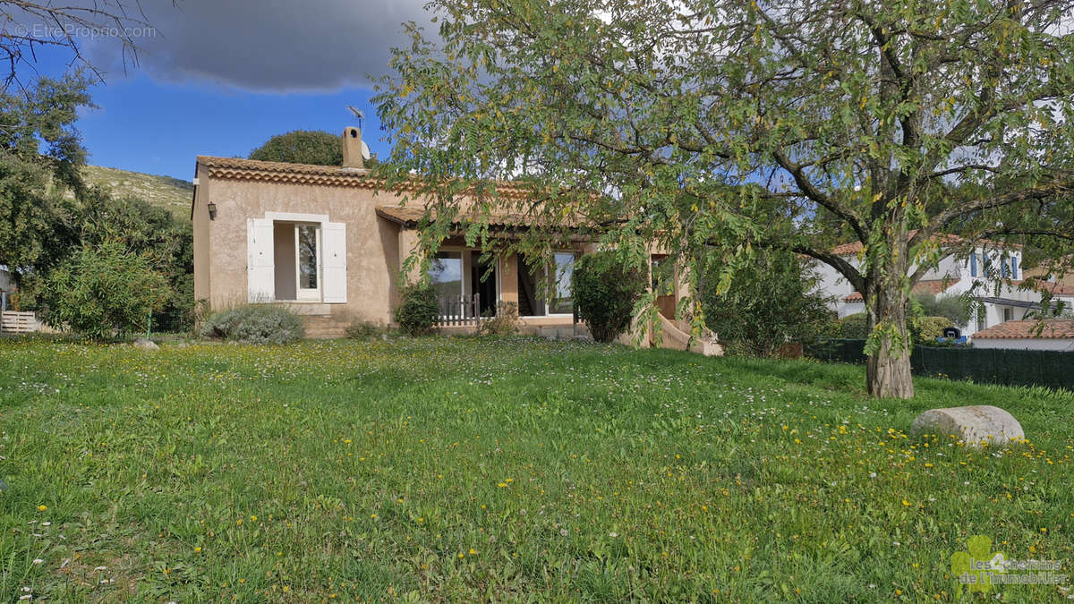 Maison à PUYLOUBIER