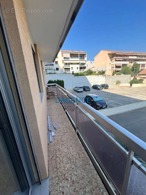 Appartement à HYERES