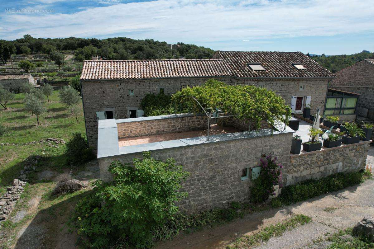 Maison à LABEAUME