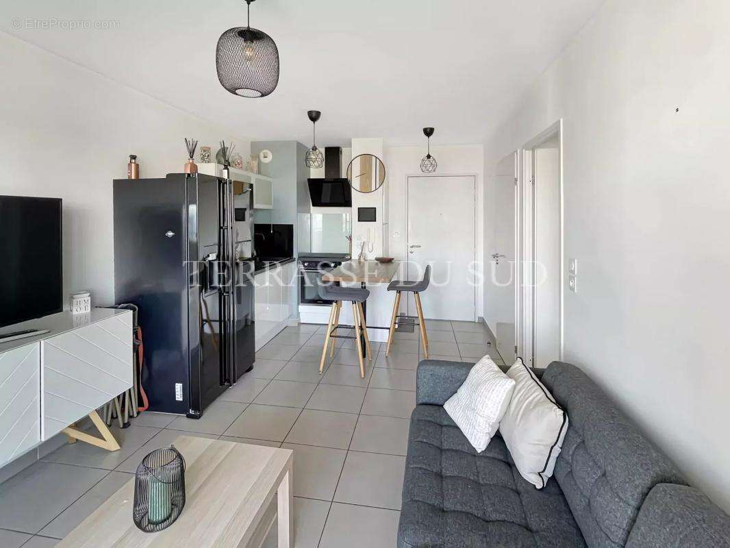 Appartement à MARSEILLE-3E