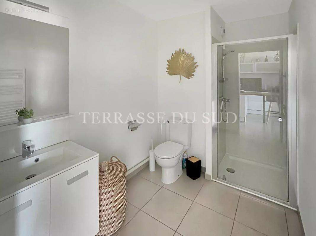 Appartement à MARSEILLE-3E