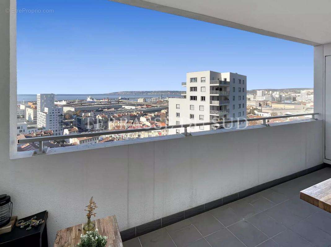 Appartement à MARSEILLE-3E