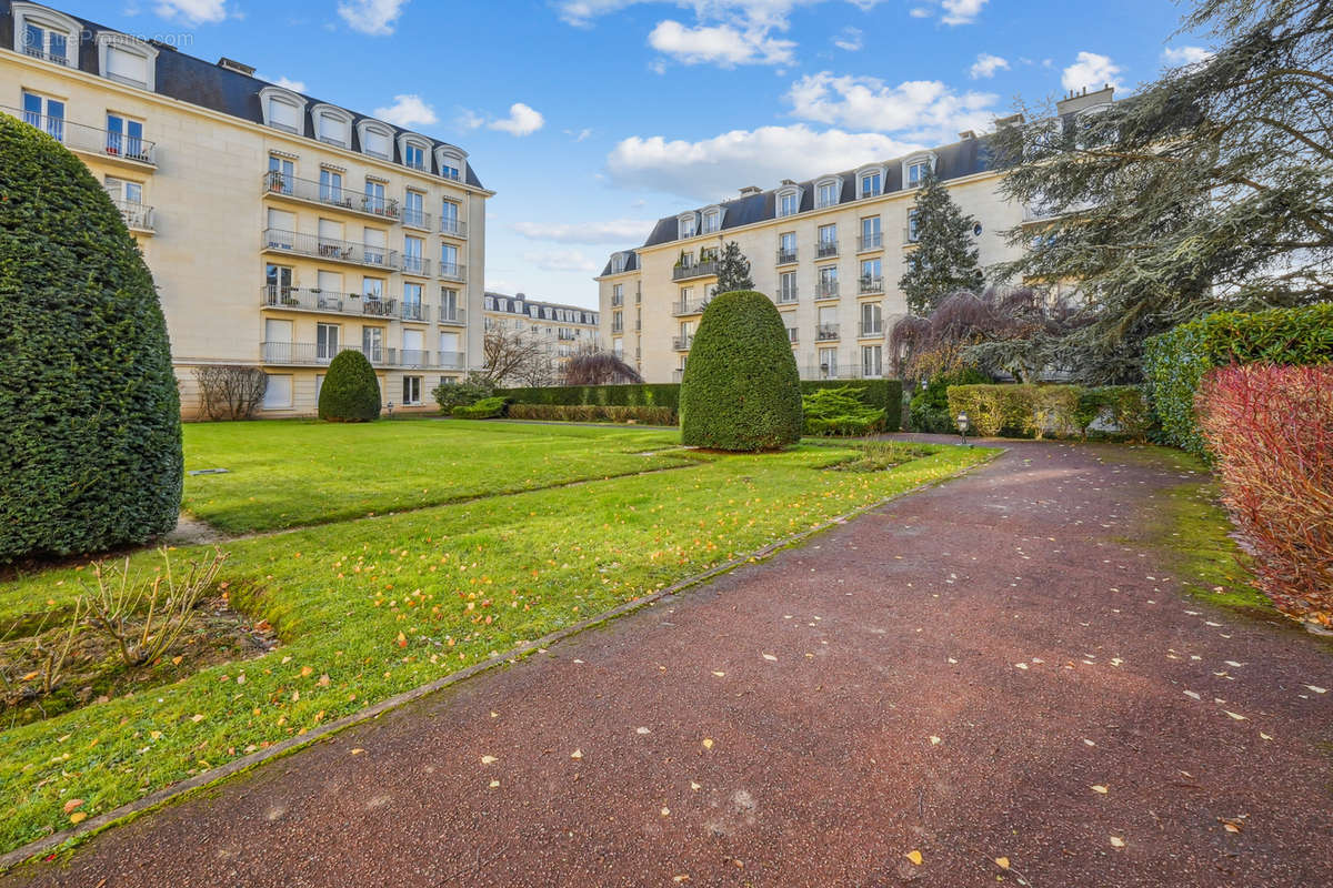 Appartement à VERSAILLES