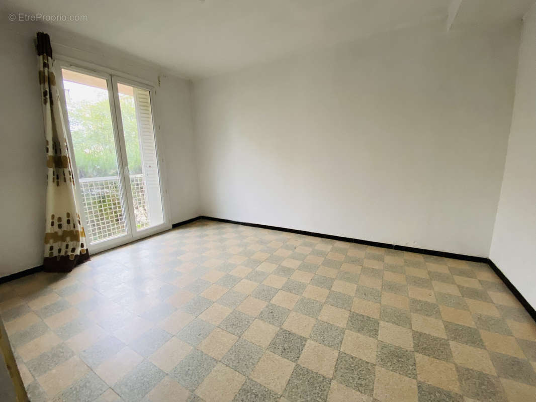 Appartement à MARSEILLE-10E