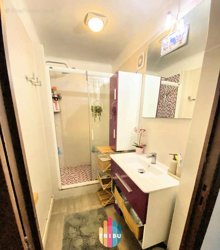 Appartement à MARSEILLE-3E