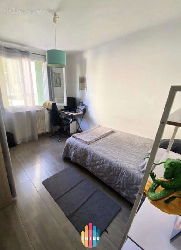 Appartement à MARSEILLE-3E