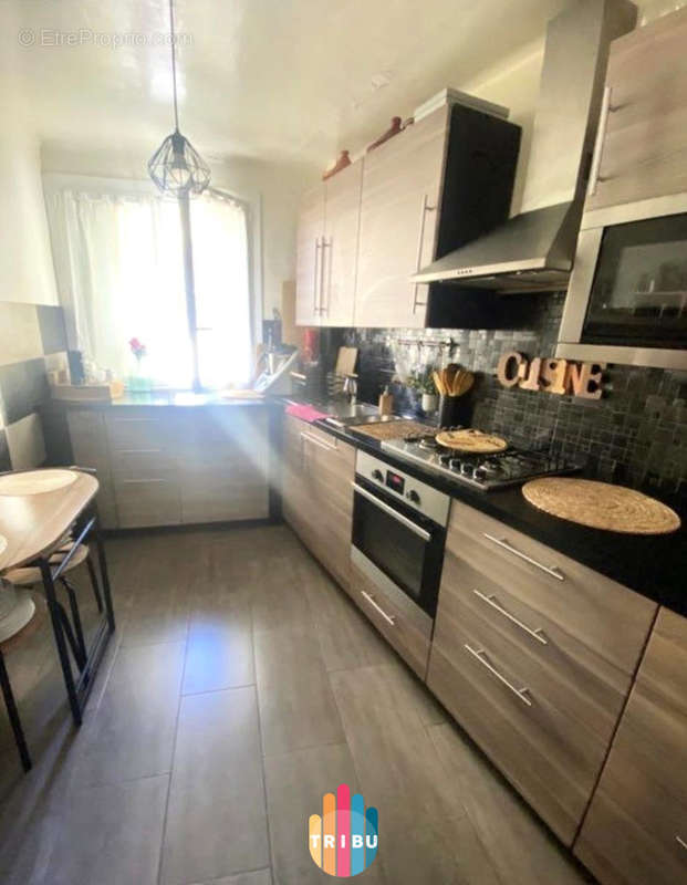 Appartement à MARSEILLE-3E