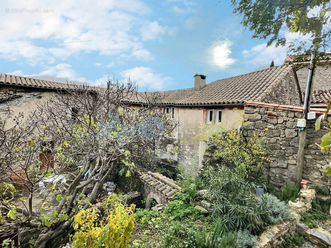 Maison à VALLERAUGUE