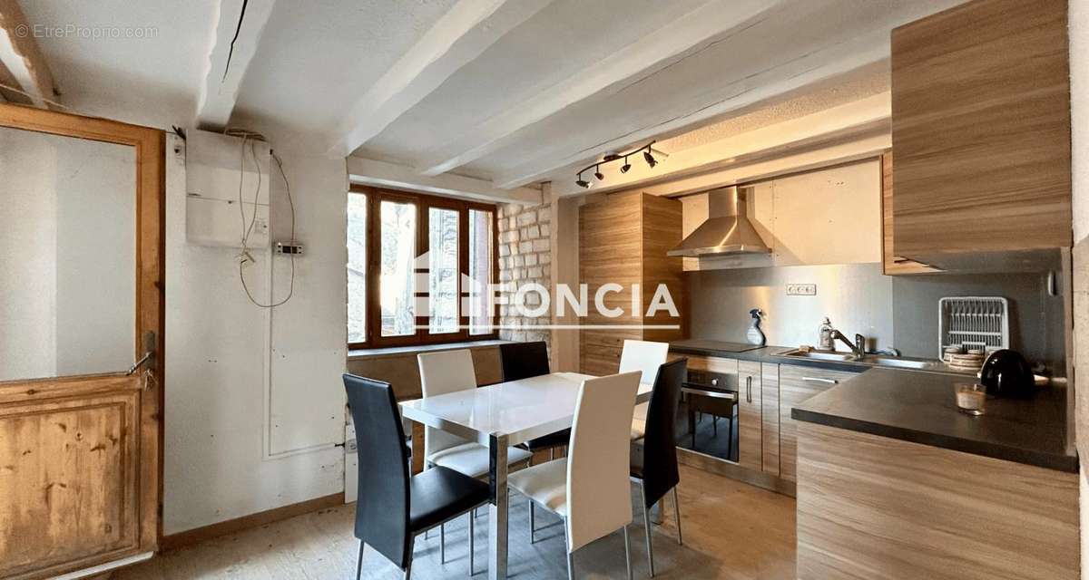 Appartement à BOURG-SAINT-MAURICE