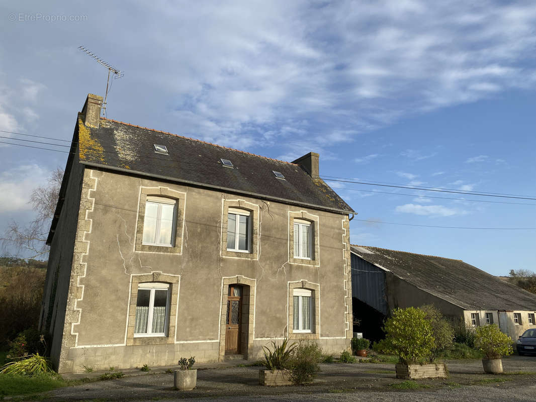 Maison à SAINT-NIC