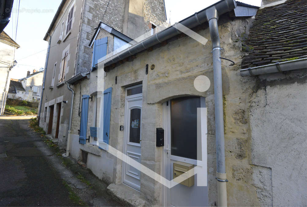 Maison à POUILLY-SUR-LOIRE