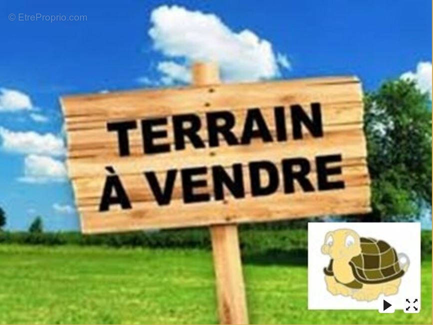 Terrain à EPERNON