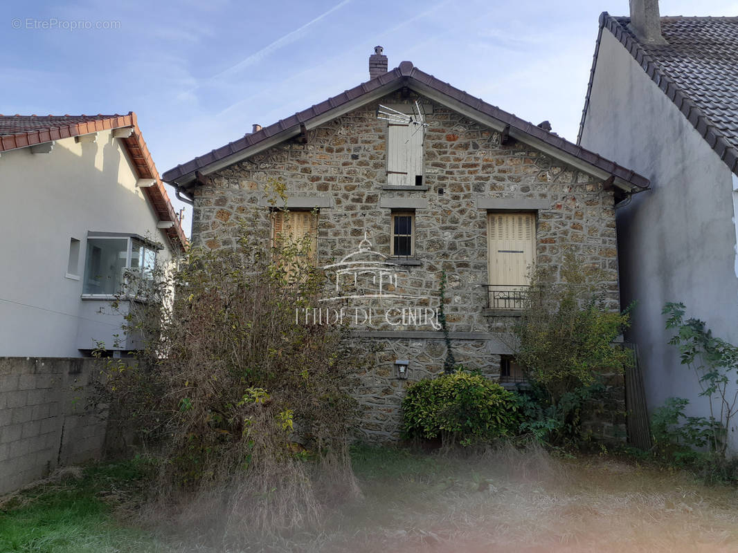 Maison à VILLENEUVE-LE-ROI