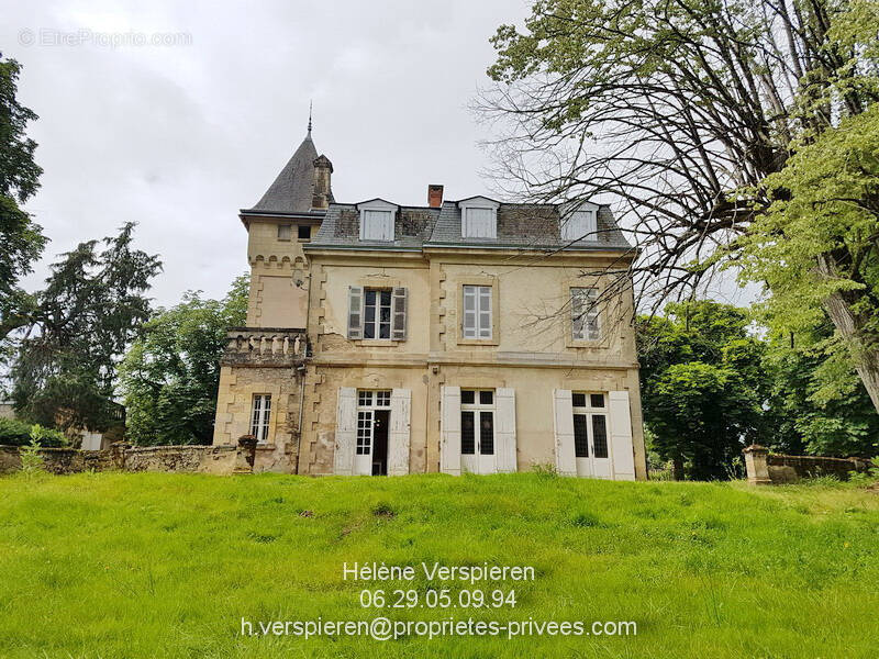 Maison à LE BUISSON-DE-CADOUIN