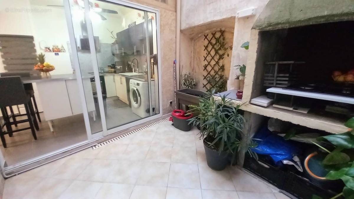 Appartement à BESSAN