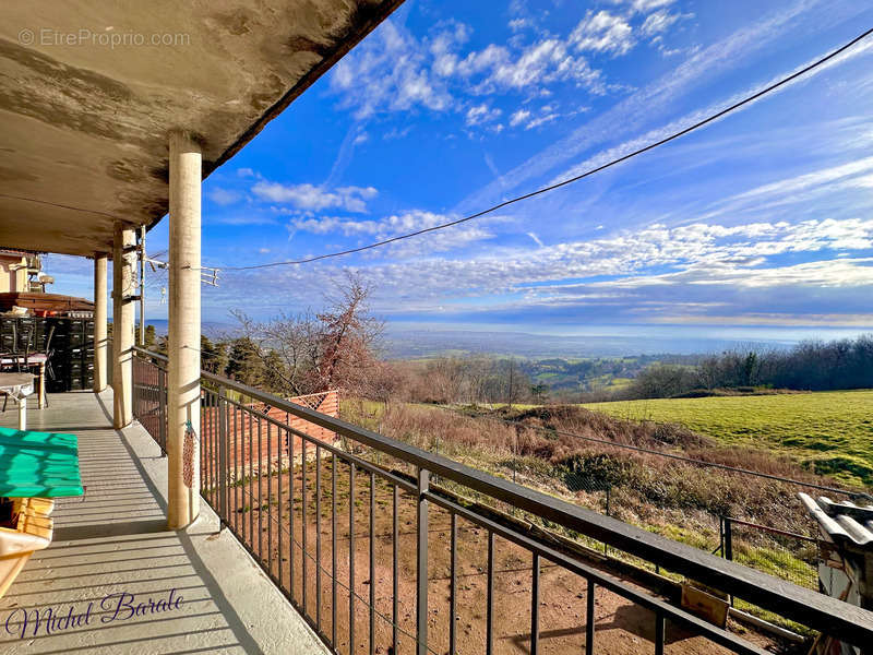 Appartement à POLLIONNAY