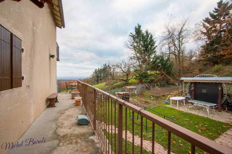 Appartement à POLLIONNAY