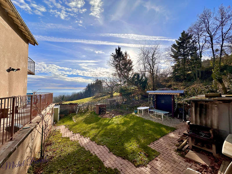 Appartement à POLLIONNAY